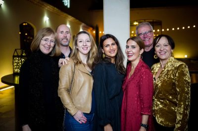 Photo de groupe lors d'un cocktail séminaire