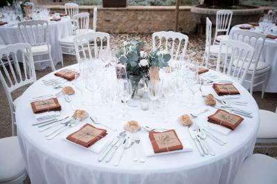 Décoration table mariage Bastide St Julien, traiteur Roland PAIX